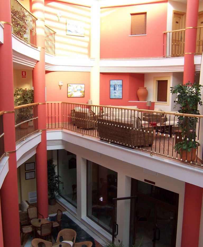 Ele Santabarbara Hotel Castilleja de la Cuesta Bagian luar foto
